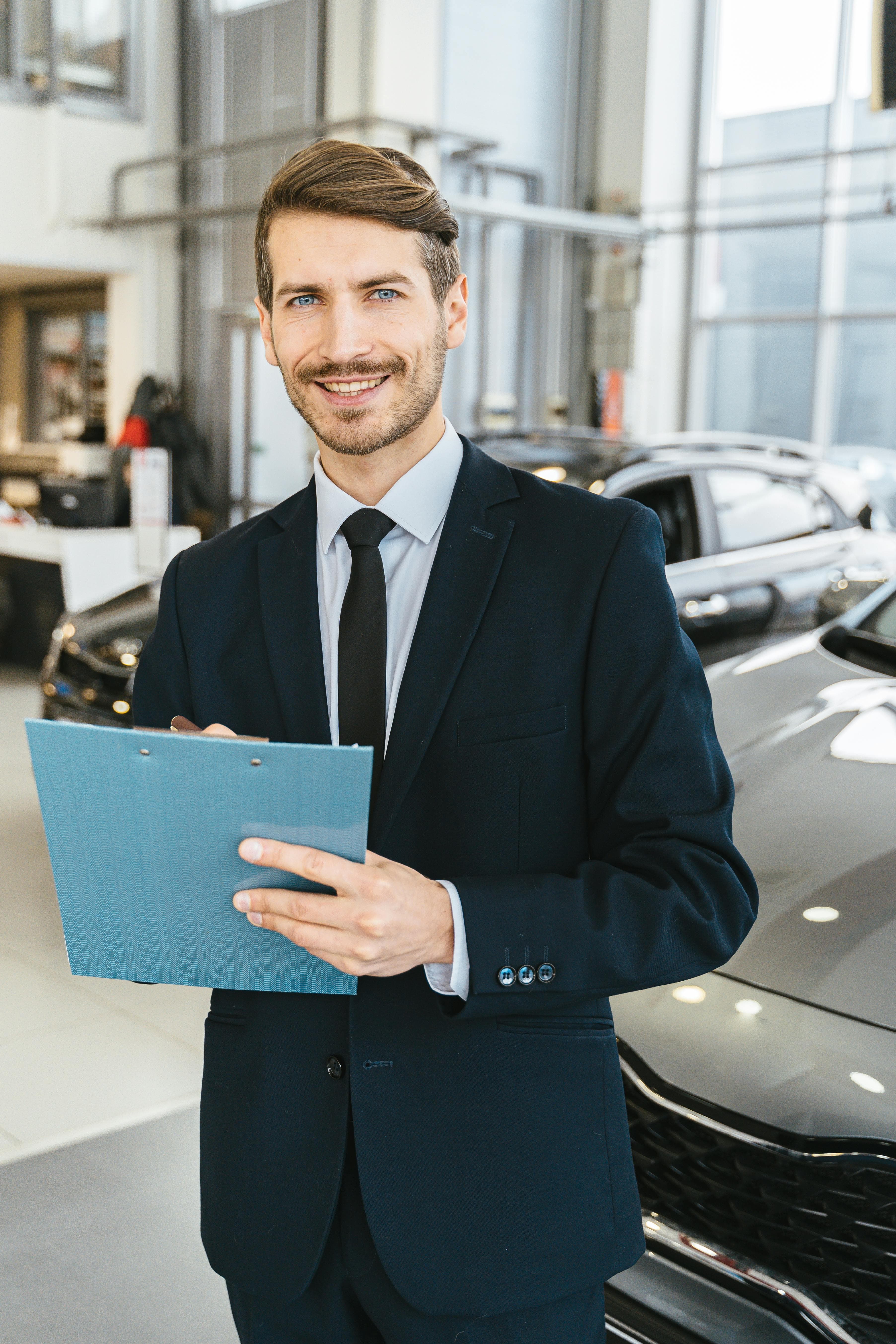 Provide trade-in evaluations and purchase offers for customer vehicles.